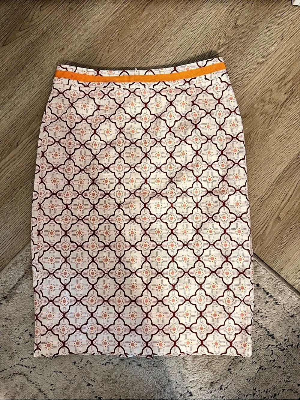 Boden Geometric Pencil Skirt in White & Brown Size 8 Like New